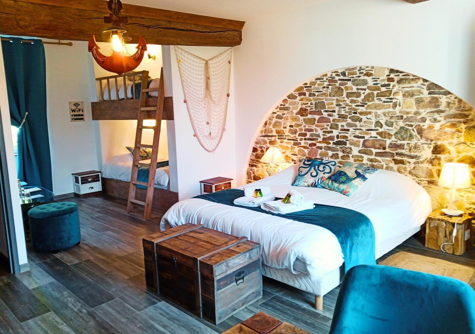 La Synchronicite - Chambres D'Hotes Saint-Sauveur-Villages Dış mekan fotoğraf